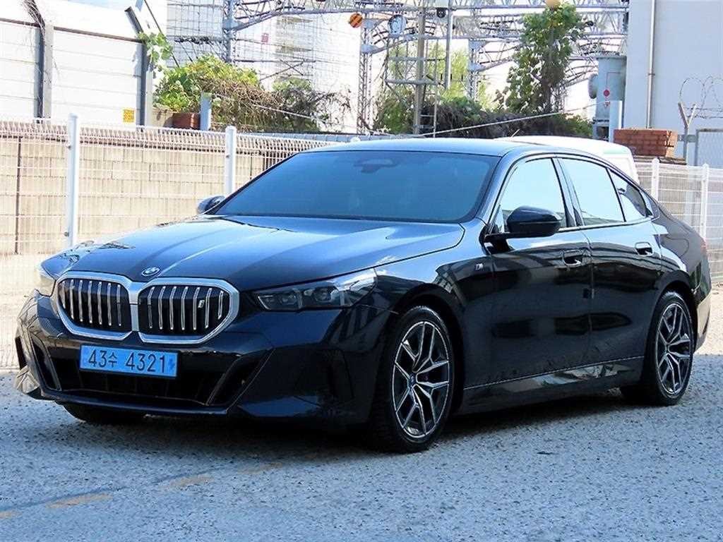 BMW i5 eDrive 40 M 스포츠 이미지 2