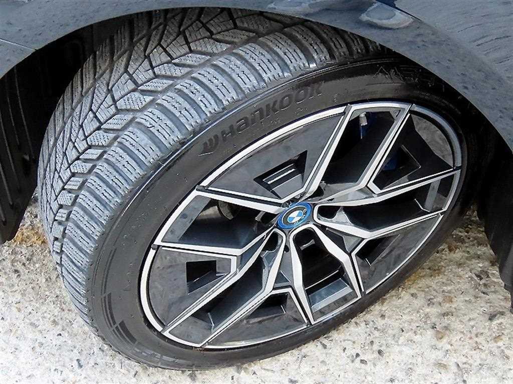 BMW i5 eDrive 40 M 스포츠 이미지 20