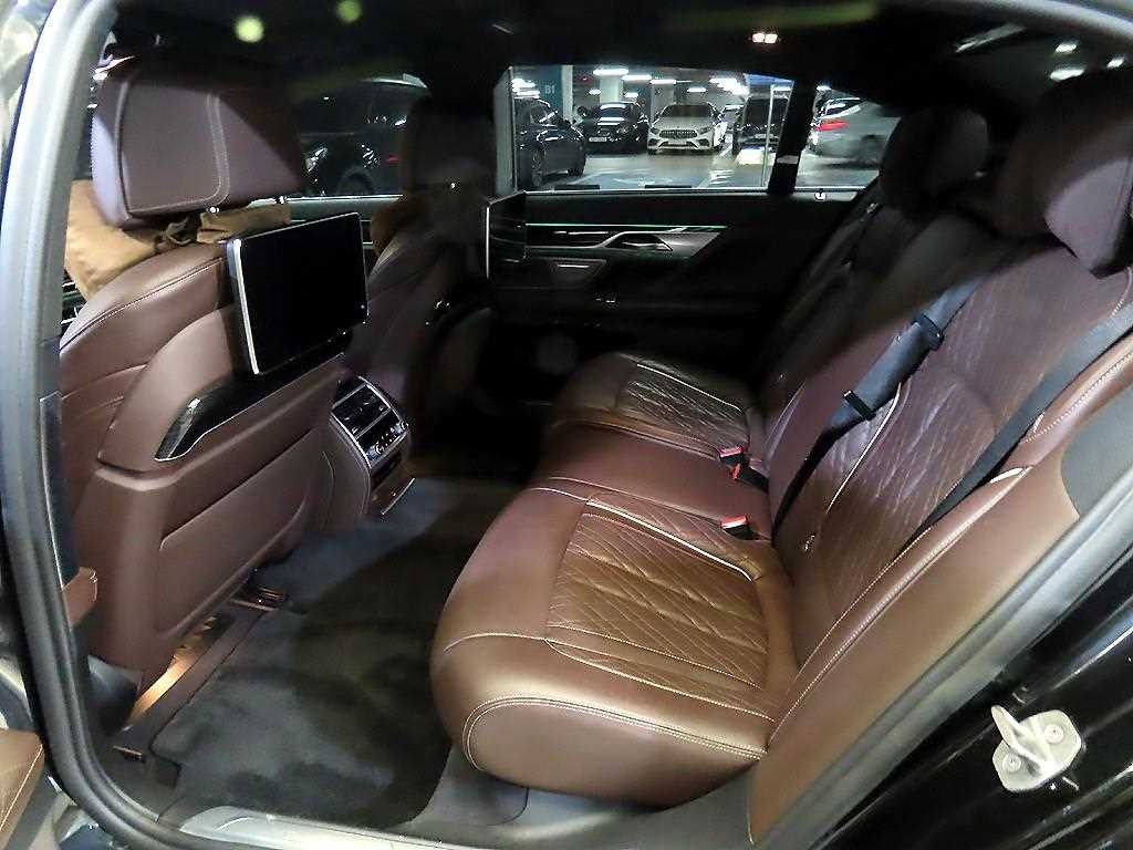 BMW 7시리즈 7시리즈 (G11) 740Li xDrive M SPORT 스포츠 이미지 7