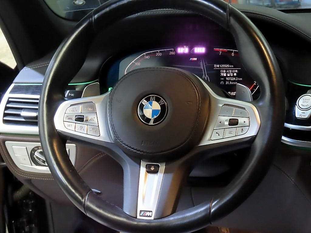 BMW 7시리즈 7시리즈 (G11) 740Li xDrive M SPORT 스포츠 이미지 8
