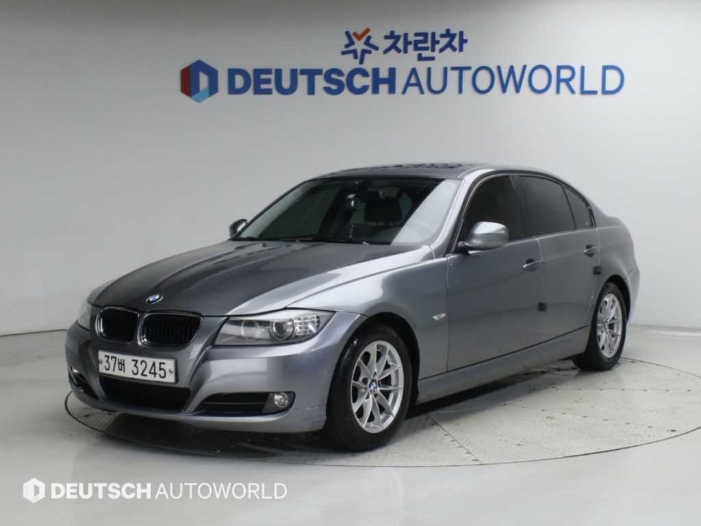 BMW 3시리즈 3시리즈 (E90) 320i 세단 이미지 1