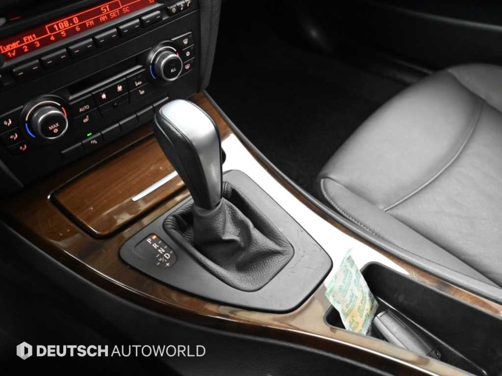 BMW 3시리즈 3시리즈 (E90) 320i 세단 이미지 9