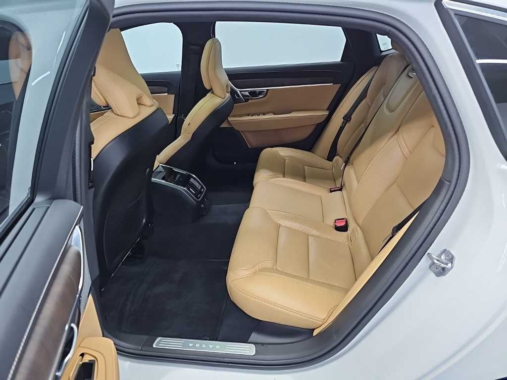 볼보 S90 B5 인스크립션 이미지 12