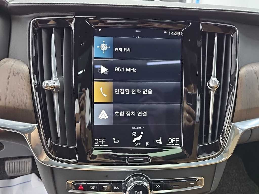 볼보 S90 B5 인스크립션 이미지 15