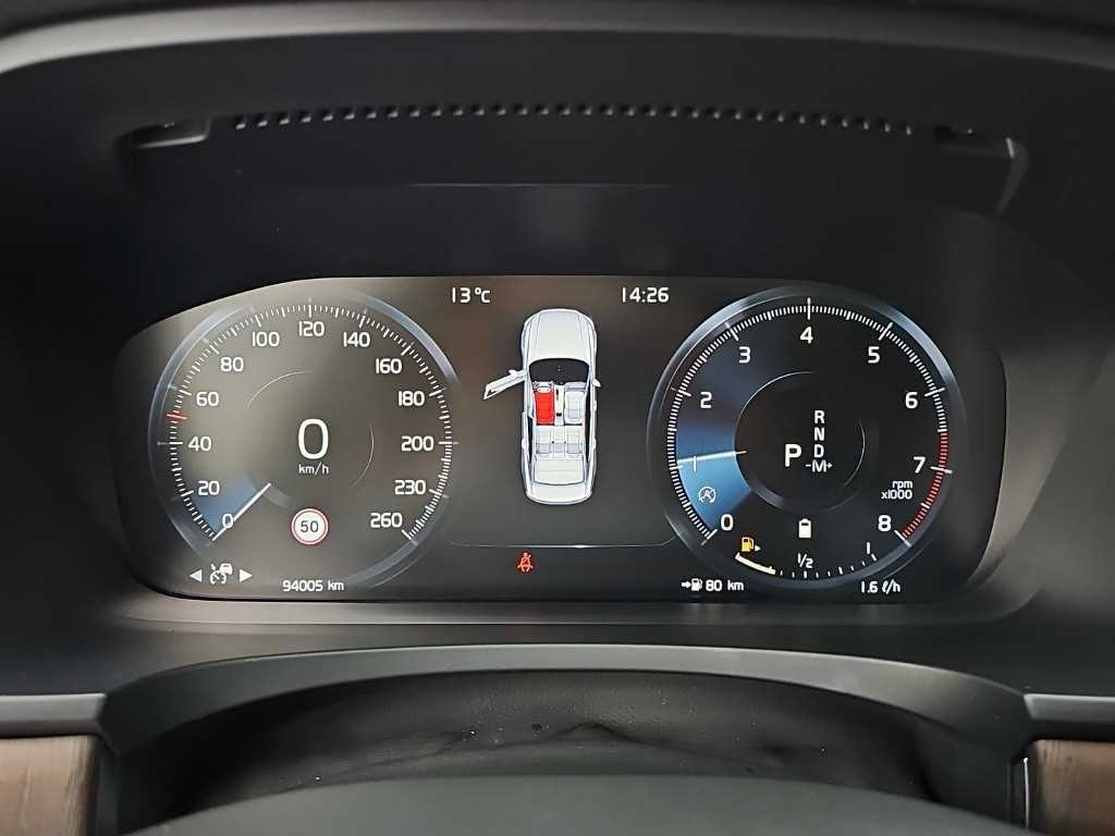 볼보 S90 B5 인스크립션 이미지 6