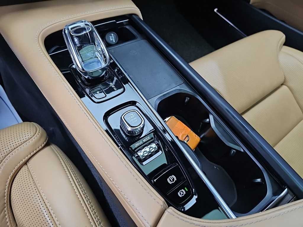 볼보 S90 B5 인스크립션 이미지 8