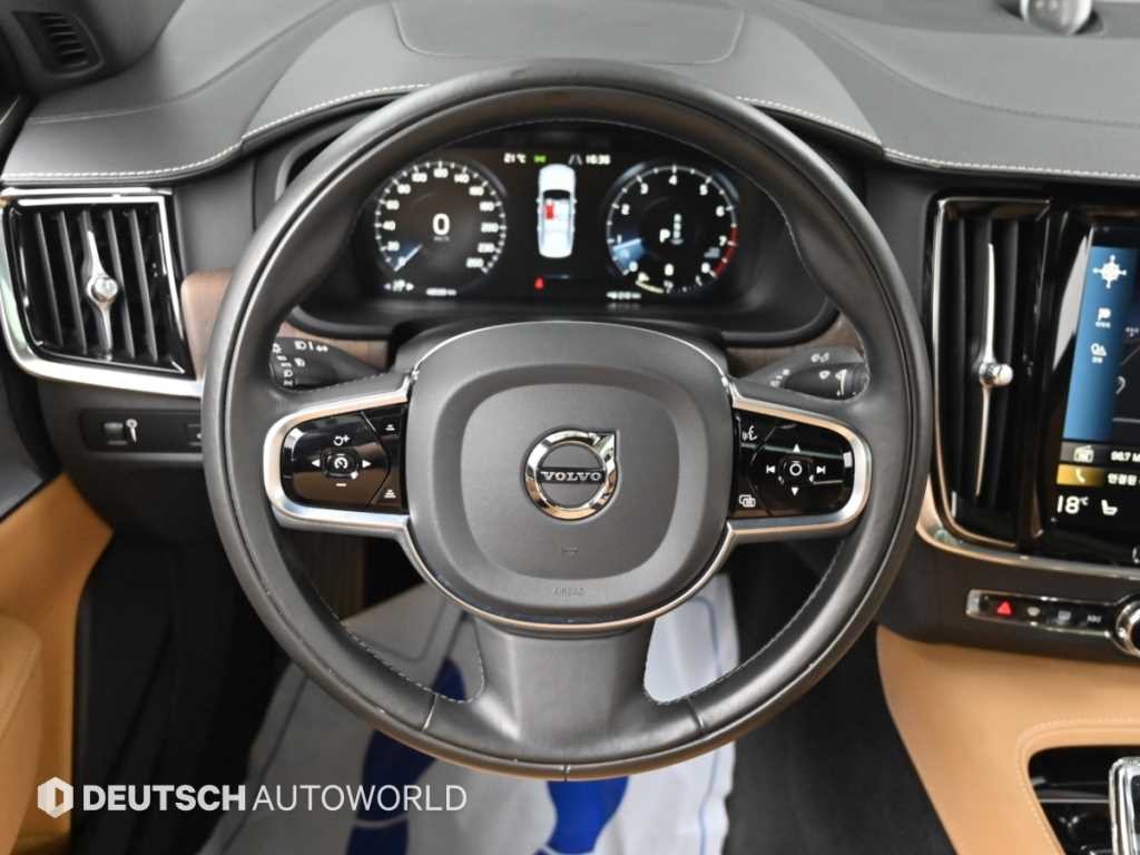볼보 S90 B5 인스크립션 이미지 13