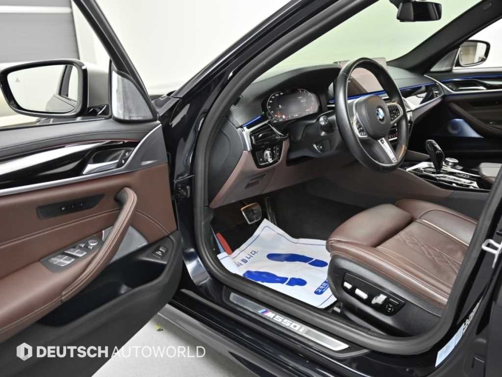 BMW 5시리즈 5시리즈 (G30) M550i xDrive 이미지 11