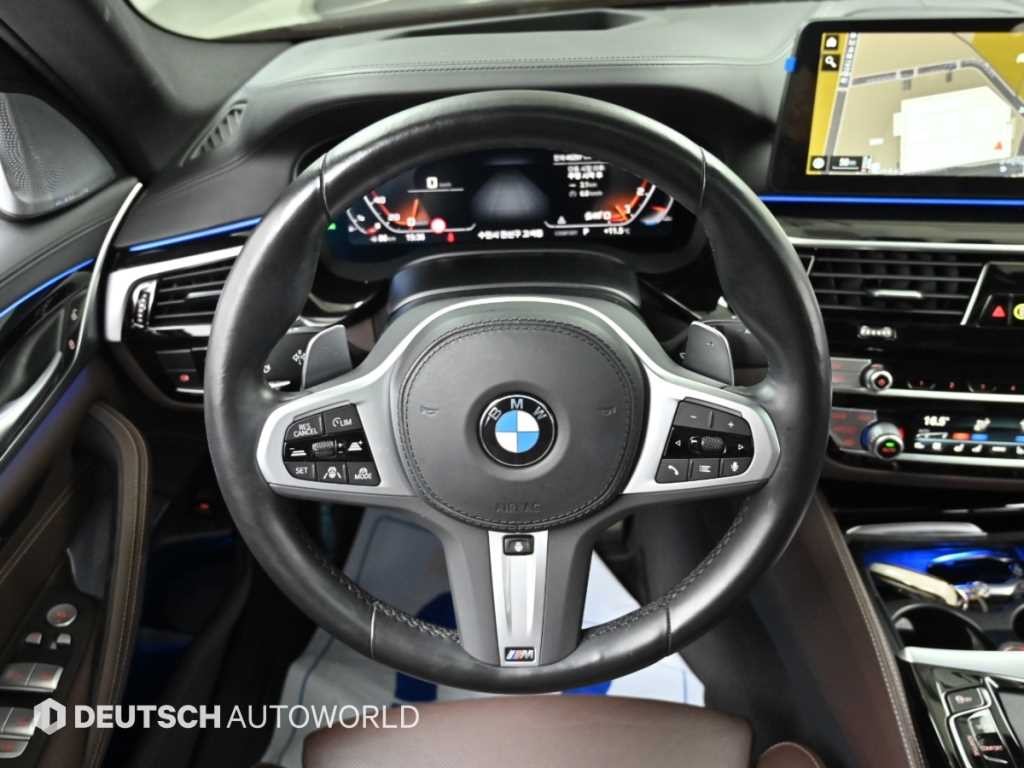 BMW 5시리즈 5시리즈 (G30) M550i xDrive 이미지 13