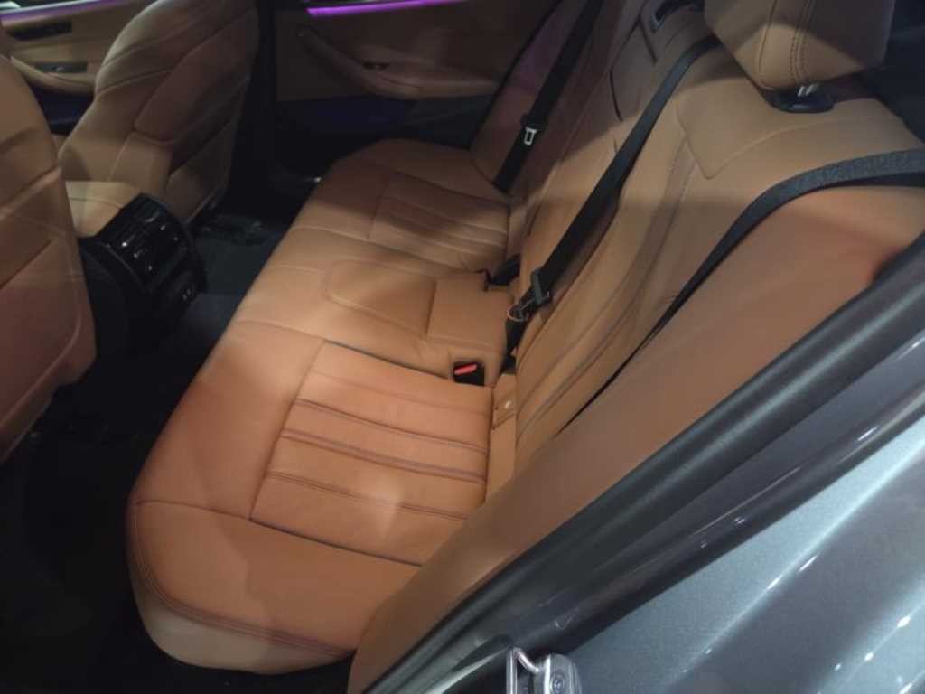 BMW 5시리즈 5시리즈 (G30) 520i M 스포츠 이미지 7