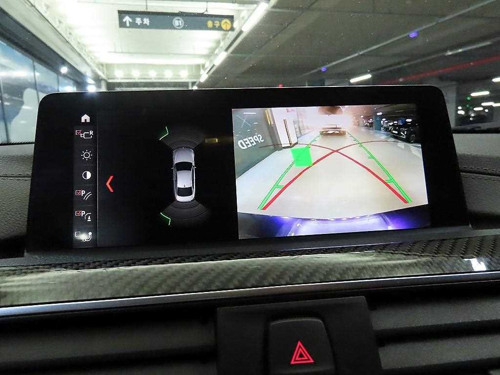 BMW 4시리즈 M4 (F82) 쿠페 컴패티션 이미지 15