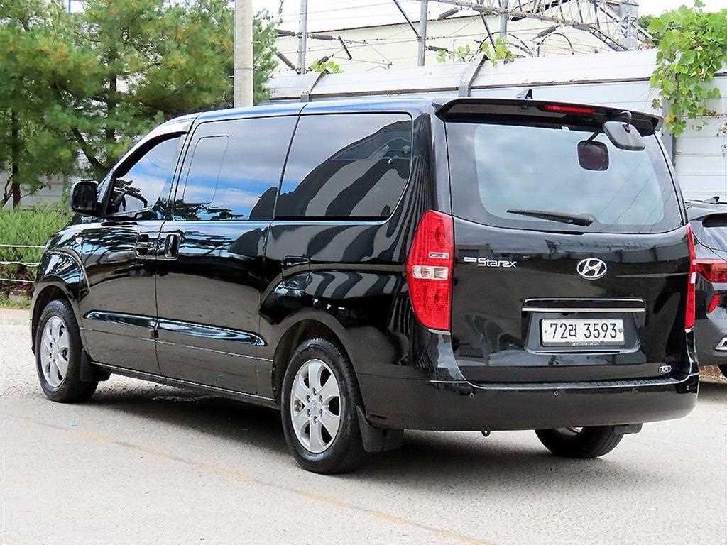 현대 스타렉스 더 뉴 그랜드 스타렉스 2WD 웨건 12인승 LPi 스마트 이미지 3