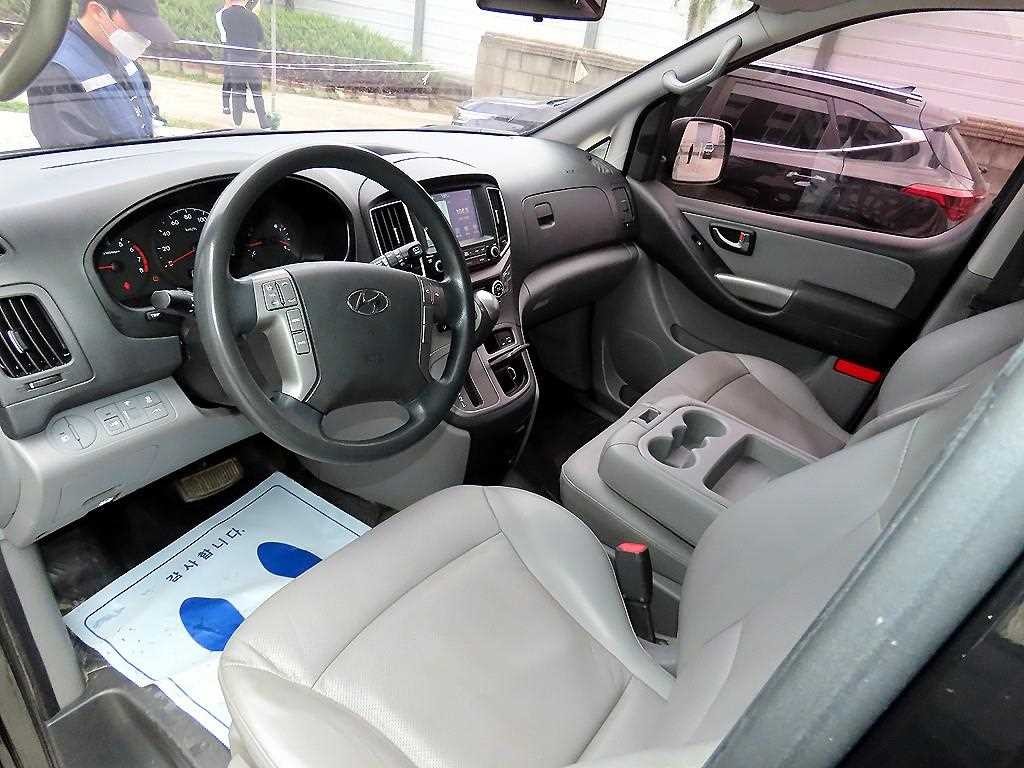 현대 스타렉스 더 뉴 그랜드 스타렉스 2WD 웨건 12인승 LPi 스마트 이미지 8