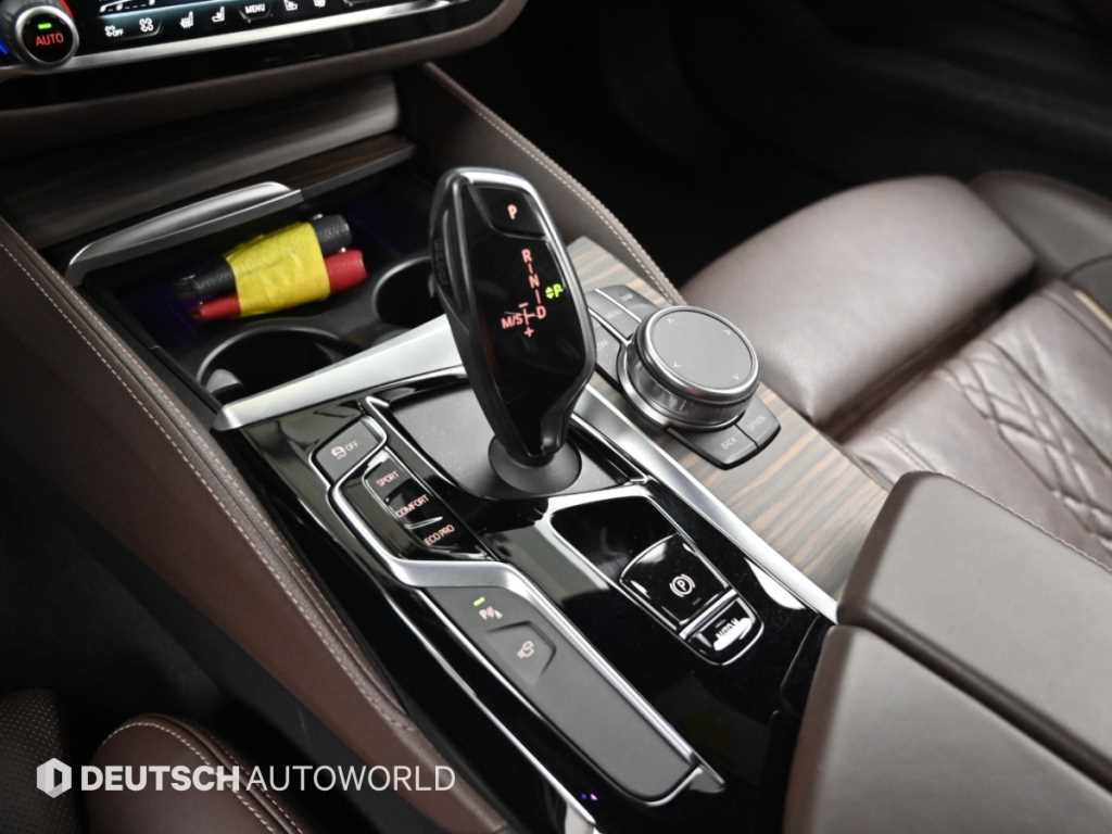 BMW 5시리즈 5시리즈 (G30) 530i xDrive M 스포츠 플러스 이미지 9