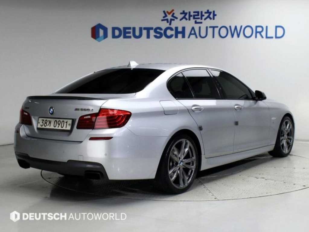 BMW 5시리즈 5시리즈 (F10) M550d xDrive 이미지 2
