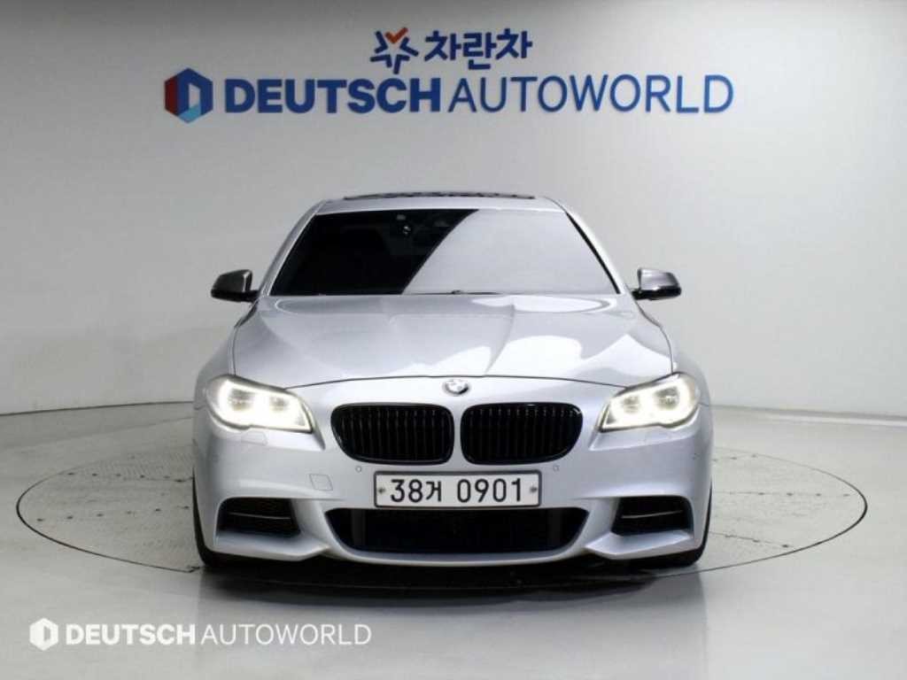 BMW 5시리즈 5시리즈 (F10) M550d xDrive 이미지 3