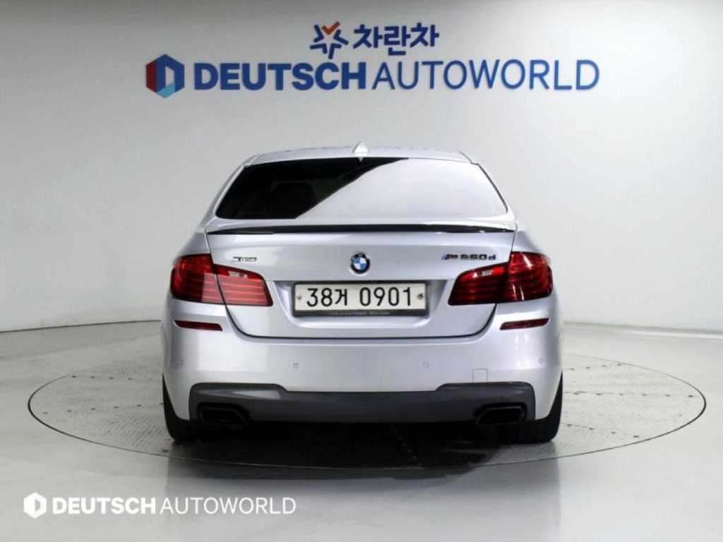 BMW 5시리즈 5시리즈 (F10) M550d xDrive 이미지 4