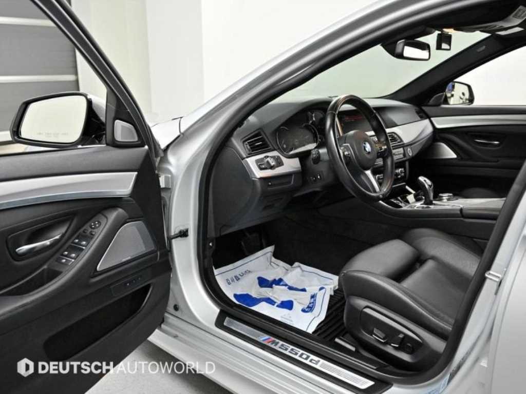 BMW 5시리즈 5시리즈 (F10) M550d xDrive 이미지 8