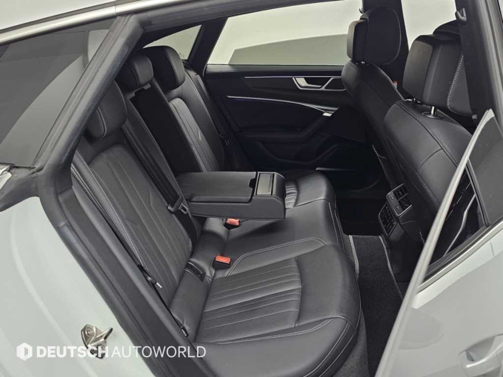 아우디 A7 A7 (4K) 45 TDI 콰트로 프리미엄 이미지 12