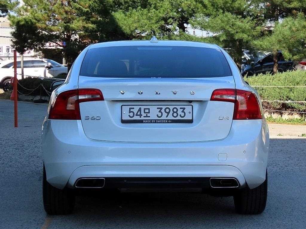 볼보 S60 뉴S60 D4 이미지 4