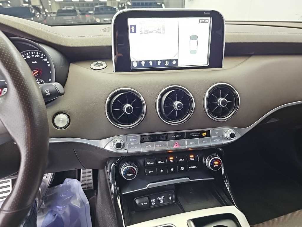 기아 스팅어 가솔린 3.3 터보 2WD GT 이미지 10