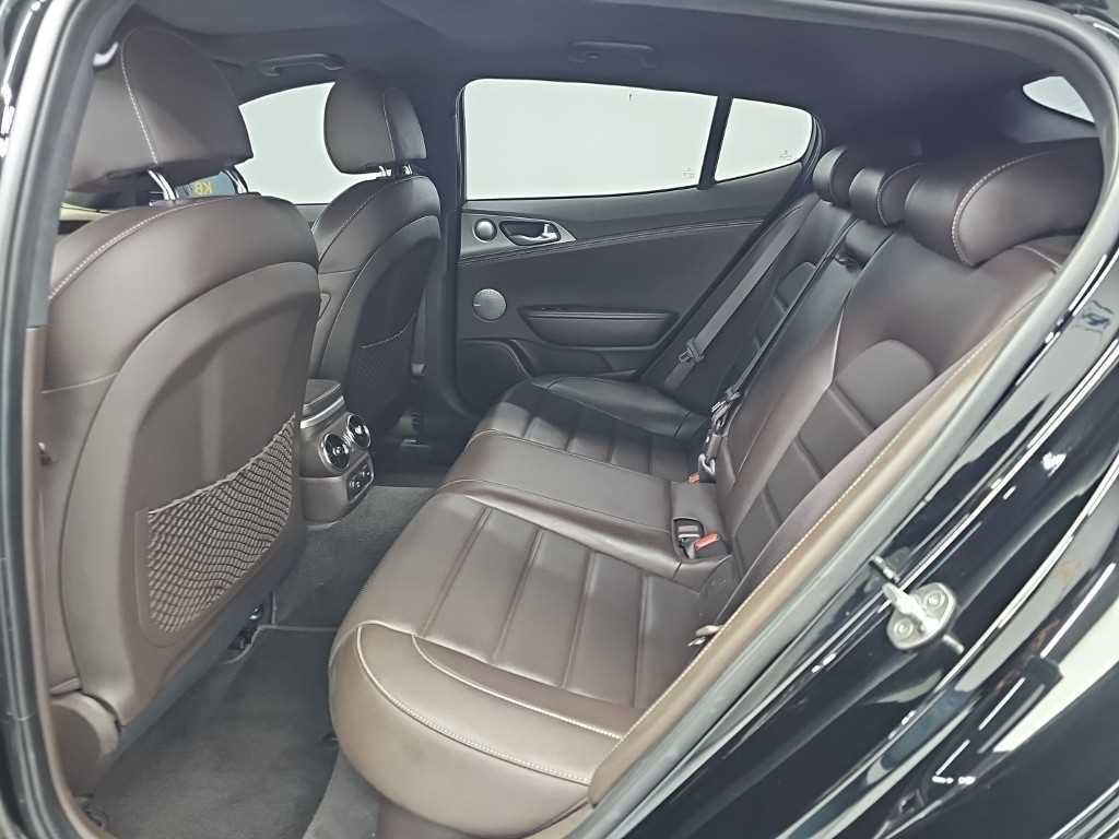 기아 스팅어 가솔린 3.3 터보 2WD GT 이미지 12