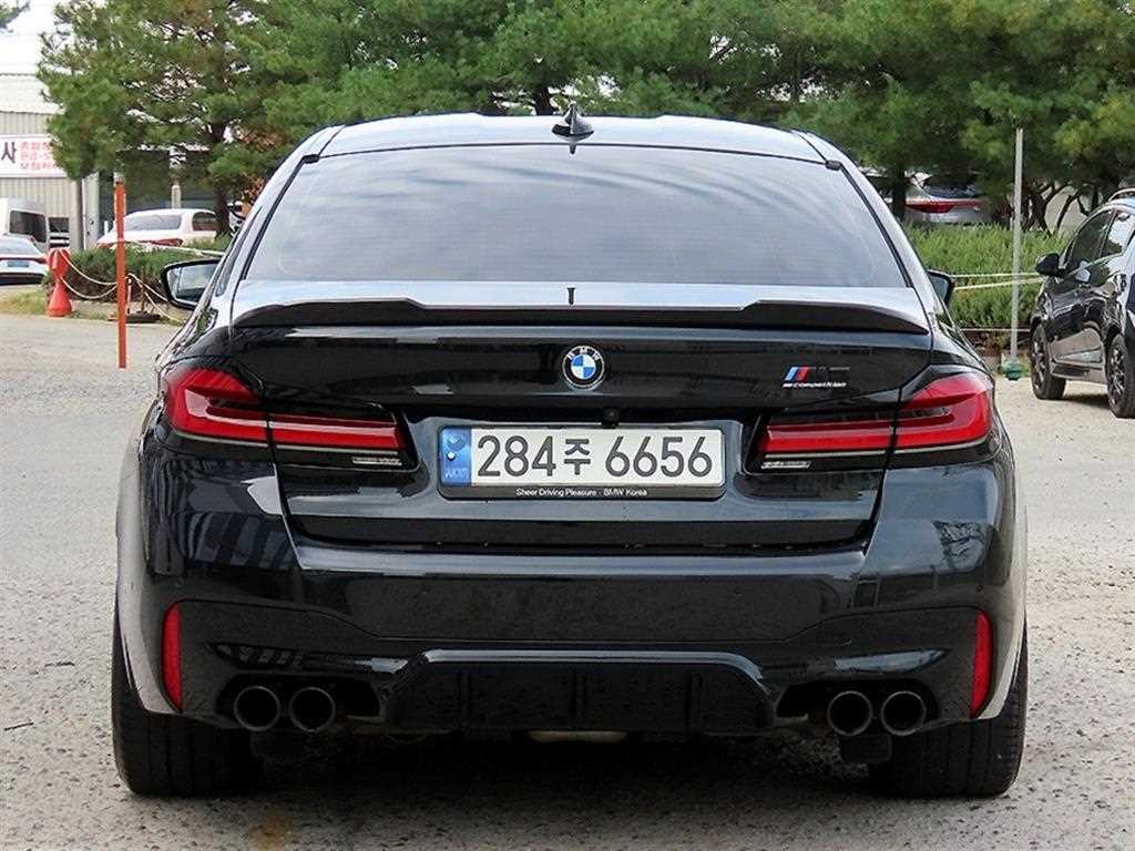 BMW 5시리즈 M5 (F90, F10) M5 세단 컴페티션 에디션 이미지 4