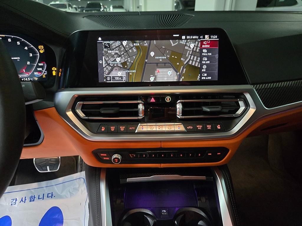 BMW 3시리즈 M3 (F80, E90) M3 세단 컴패티션 M xDrive 이미지 10