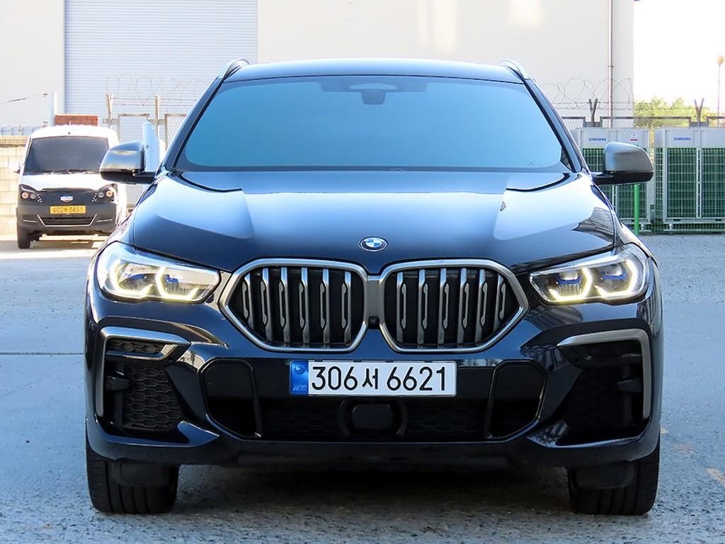 BMW X6 X6 (G06) M50i 이미지 1