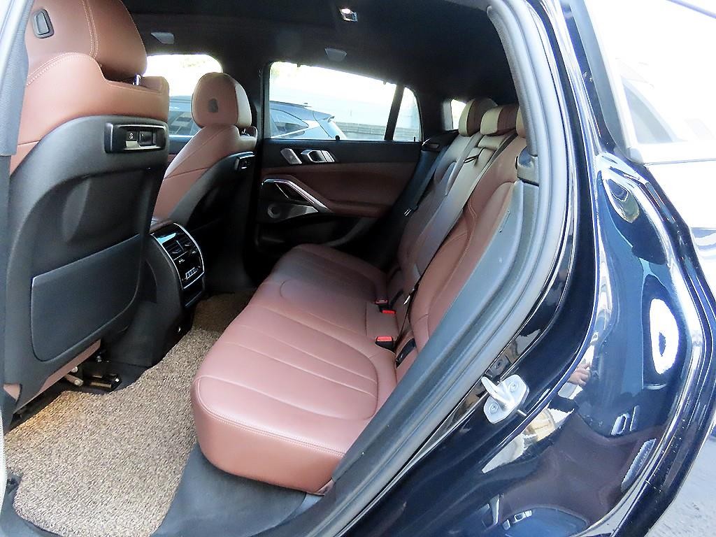 BMW X6 X6 (G06) M50i 이미지 6