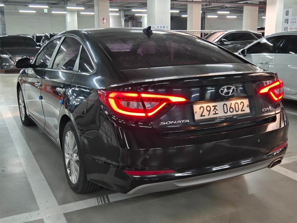 현대 쏘나타 LF 쏘나타 2.0 스마트 스페셜 이미지 4