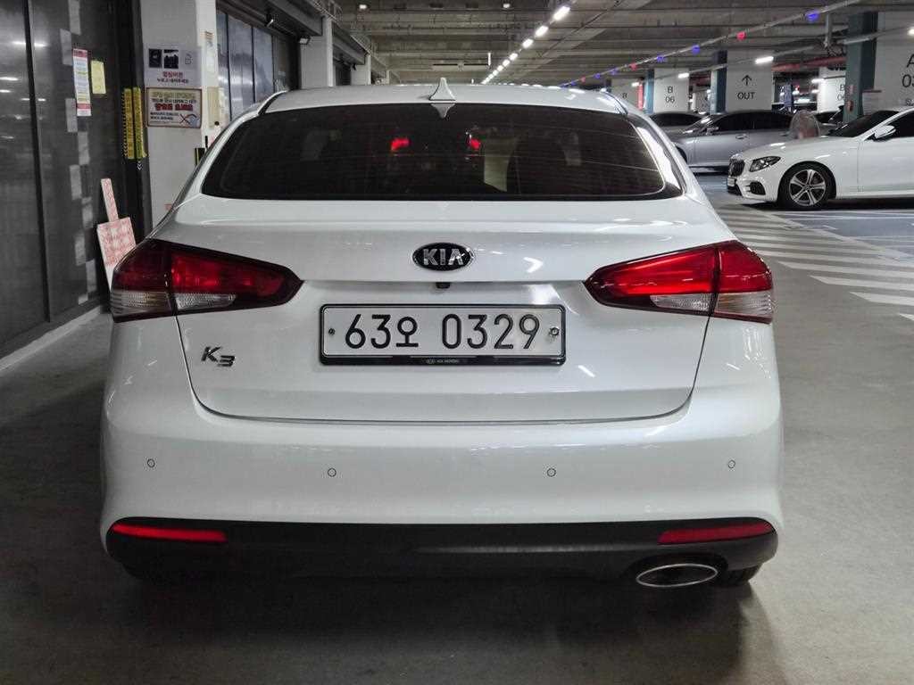 기아 K3 더뉴 K3 1.6 GDI 프레스티지 기본형 이미지 5
