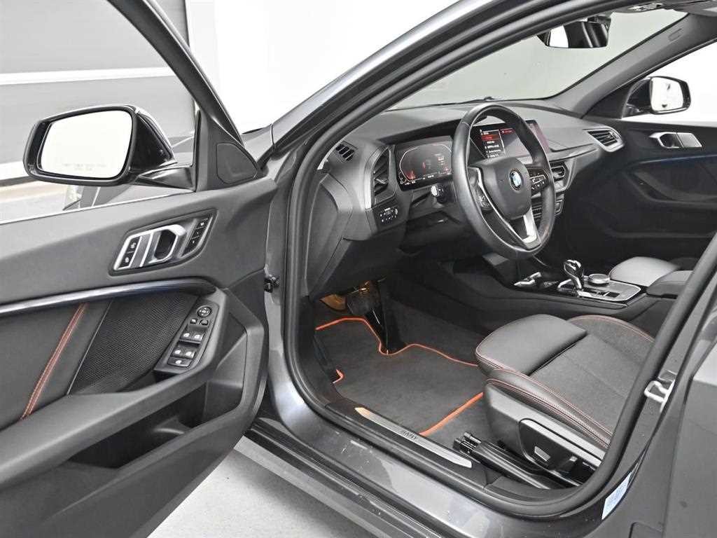 BMW 1시리즈 1시리즈 (F40) 118d 스포츠 이미지 11