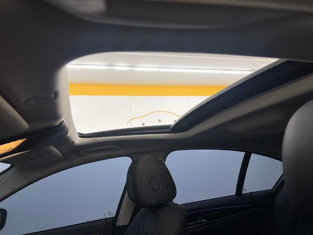 BMW 5시리즈 5시리즈 (G30) 520d M 스포츠 플러스 이미지 15