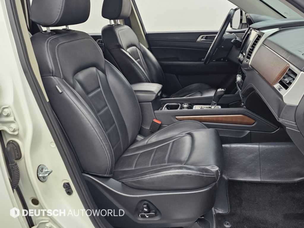 KG모빌리티(쌍용) 렉스턴 G4렉스턴 디젤 2.2 4WD 프라임 이미지 10