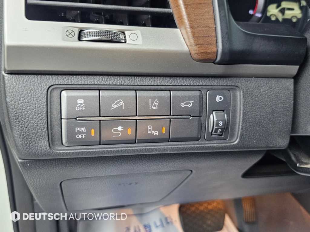 KG모빌리티(쌍용) 렉스턴 G4렉스턴 디젤 2.2 4WD 프라임 이미지 17