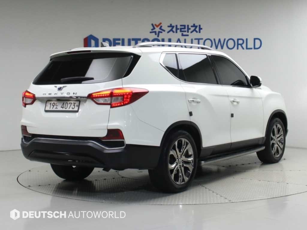 KG모빌리티(쌍용) 렉스턴 G4렉스턴 디젤 2.2 4WD 프라임 이미지 2
