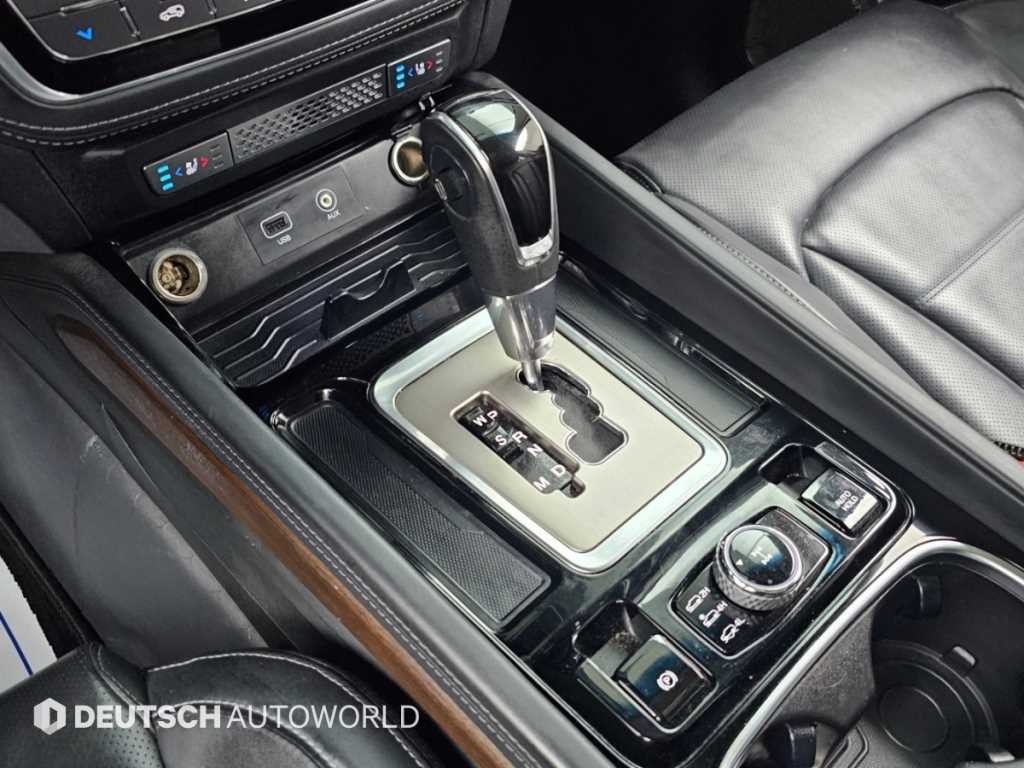 KG모빌리티(쌍용) 렉스턴 G4렉스턴 디젤 2.2 4WD 프라임 이미지 9
