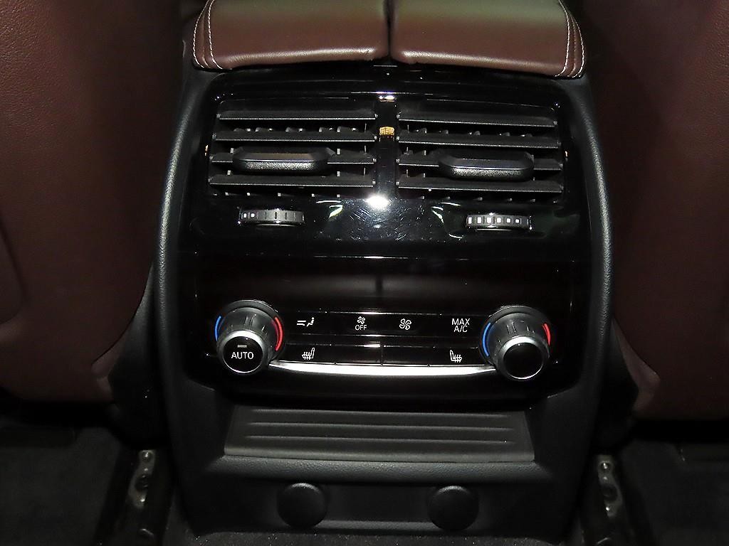 BMW 5시리즈 5시리즈 (G30) 530i xDrive M 스포츠 플러스 이미지 13