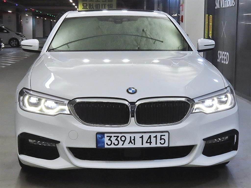 BMW 5시리즈 5시리즈 (G30) 530i xDrive M 스포츠 플러스 이미지 2