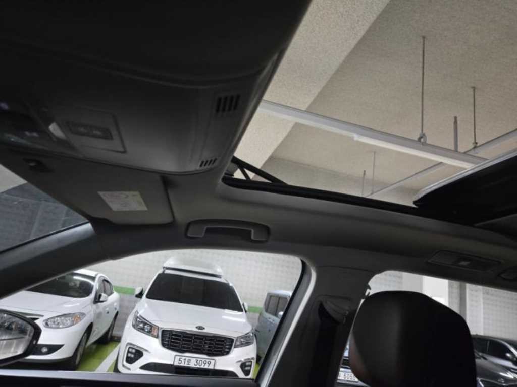 폭스바겐 티구안 티구안 올스페이스 2.0 TSI 프레스티지 이미지 8