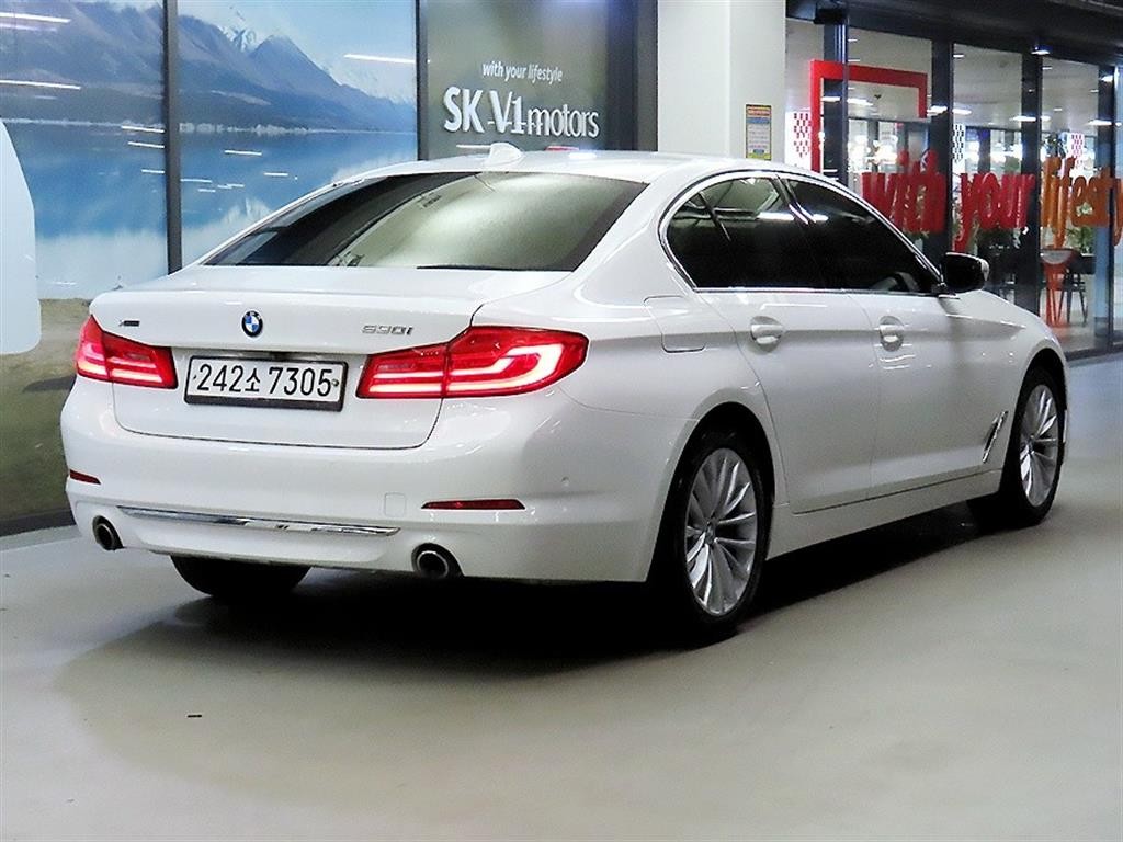 BMW 5시리즈 5시리즈 (G30) 530i xDrive 럭셔리 플러스 이미지 4
