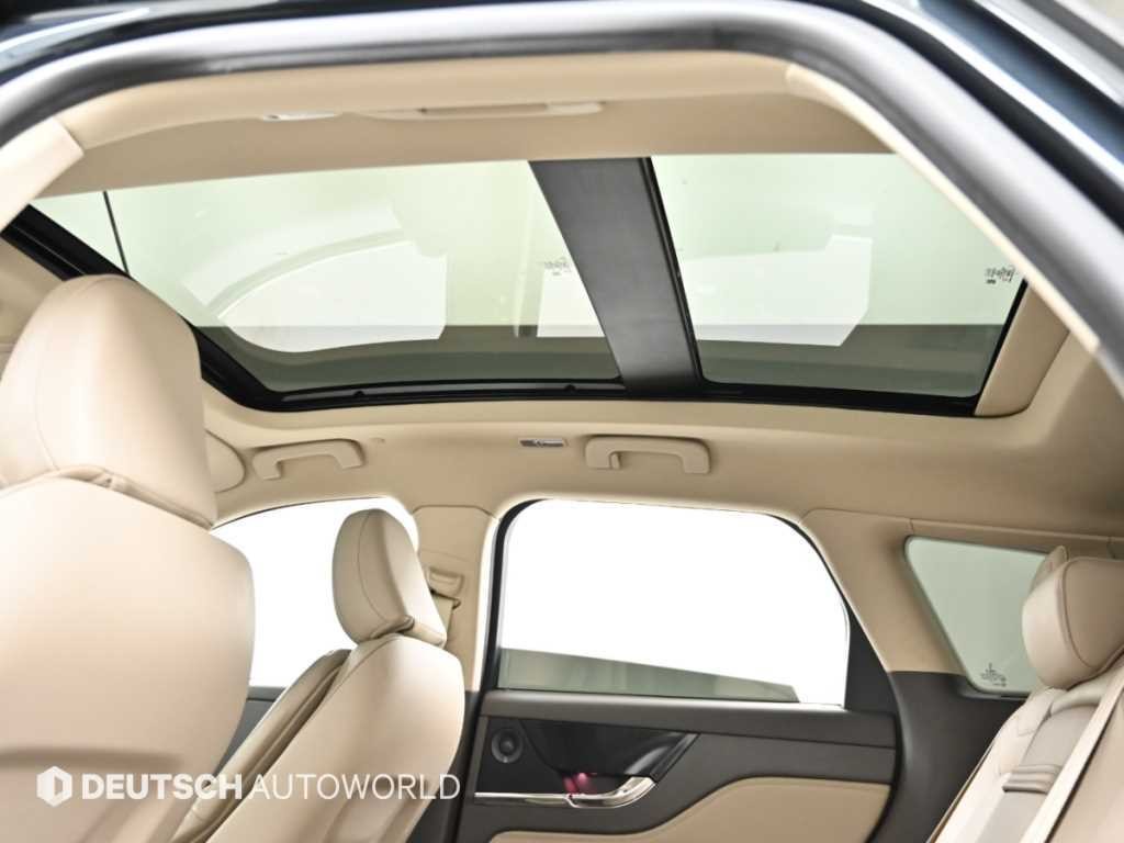 링컨 코세어 2.0 리저브 AWD 이미지 18