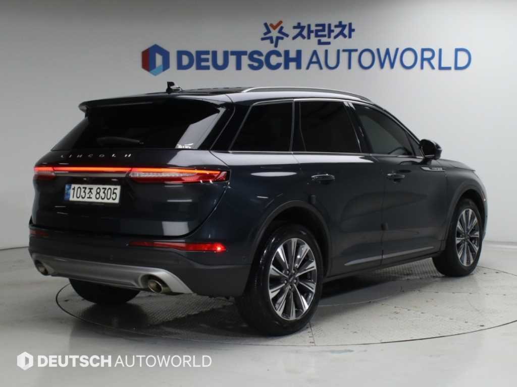 링컨 코세어 2.0 리저브 AWD 이미지 2