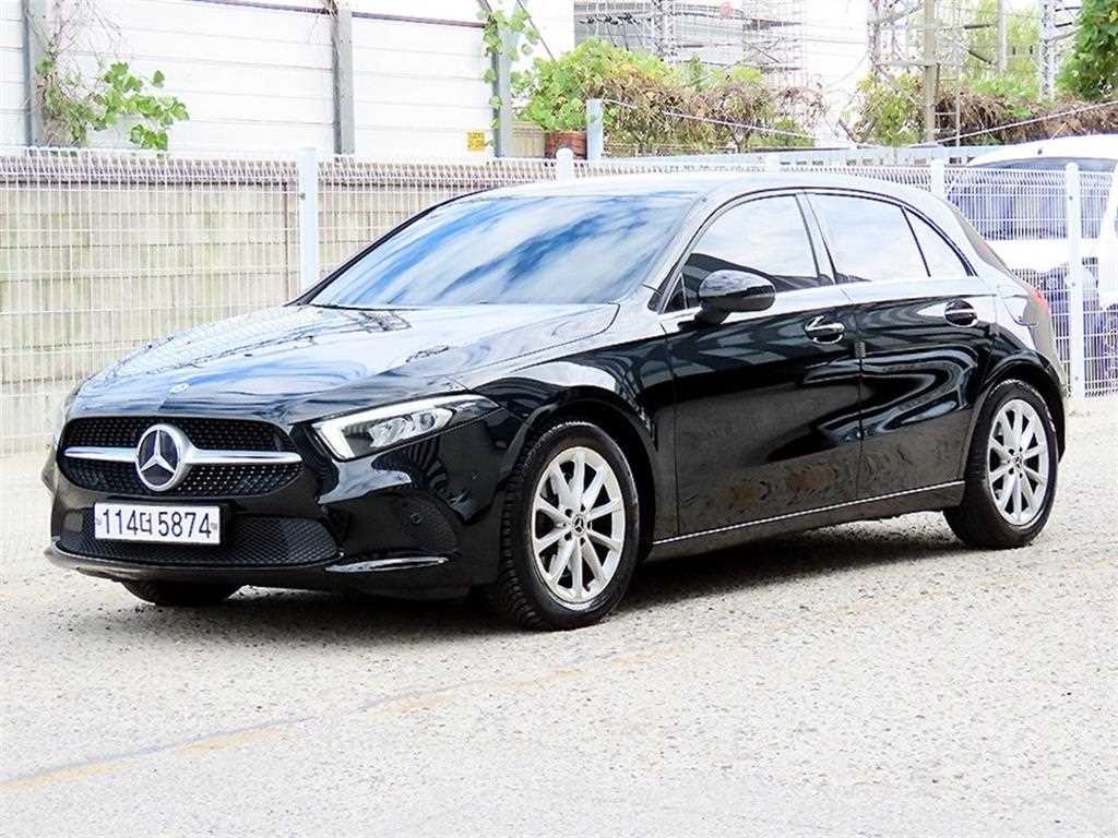 벤츠 A 클래스 A클래스 W177 A220 해치백 이미지 2
