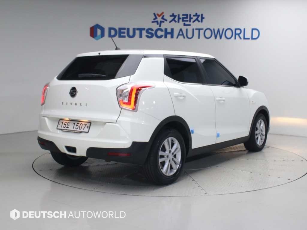 KG모빌리티(쌍용) 티볼리 티볼리 아머 2WD 디젤 TX 이미지 2