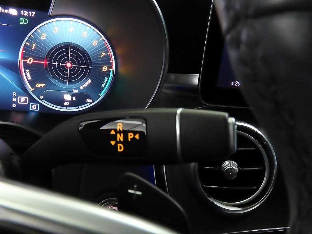 벤츠 GLC 클래스 GLC클래스 X253 GLC 300 e 4MATIC 쿠페 이미지 12