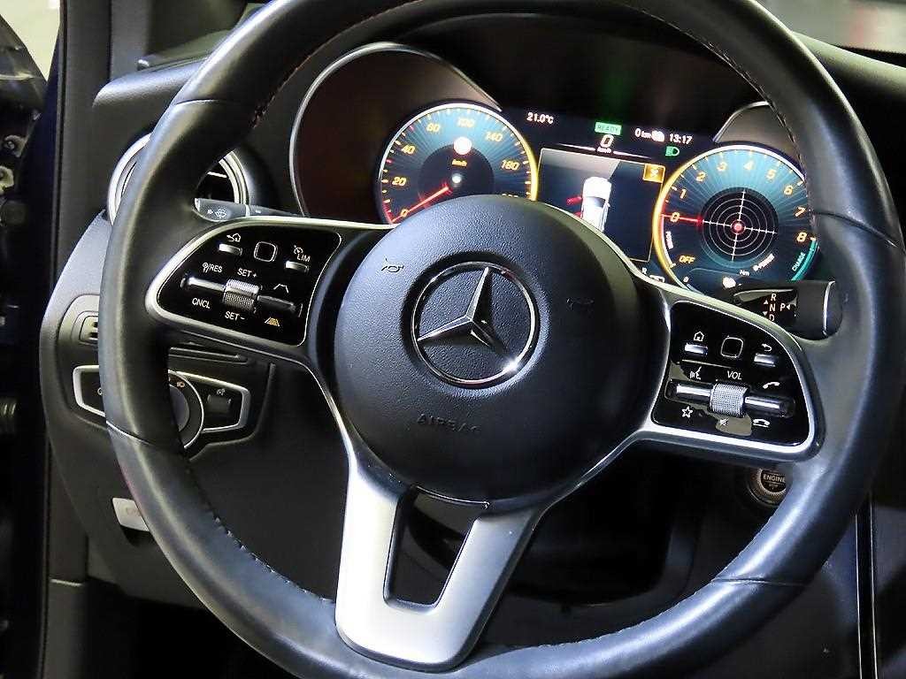 벤츠 GLC 클래스 GLC클래스 X253 GLC 300 e 4MATIC 쿠페 이미지 8
