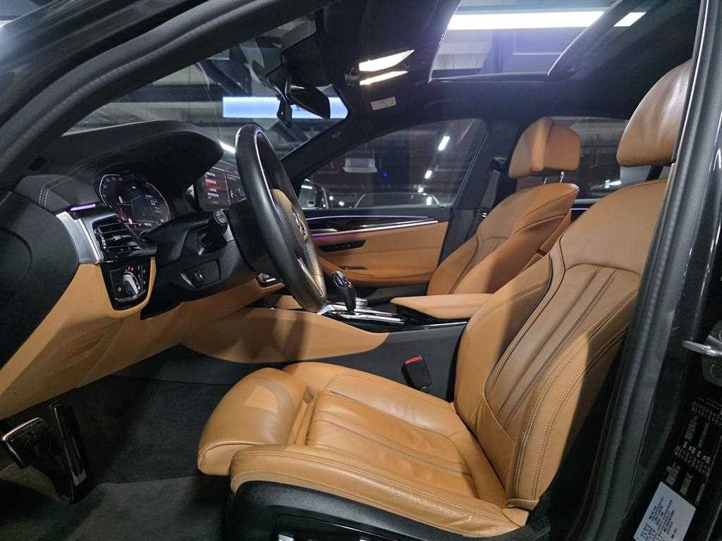 BMW 5시리즈 5시리즈 (G30) 520i M 스포츠 이미지 7