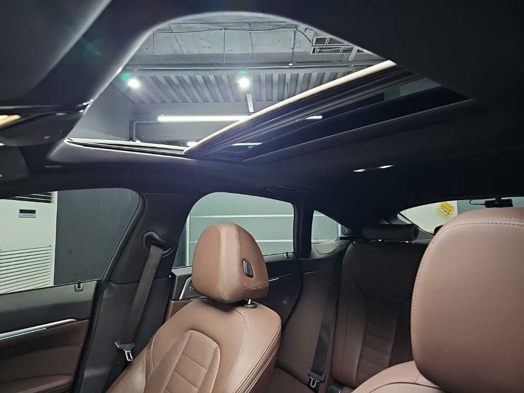 BMW 4시리즈 4시리즈 (G22) 420i 그란쿠페M 스포츠 퍼포먼스팩 이미지 14
